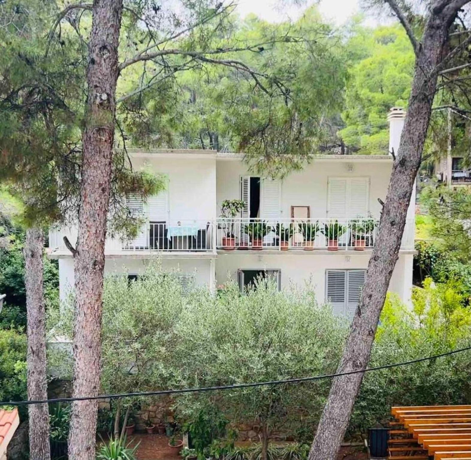 Apartments Matkov - Quite And Peaceful Location Jelsa  Dış mekan fotoğraf