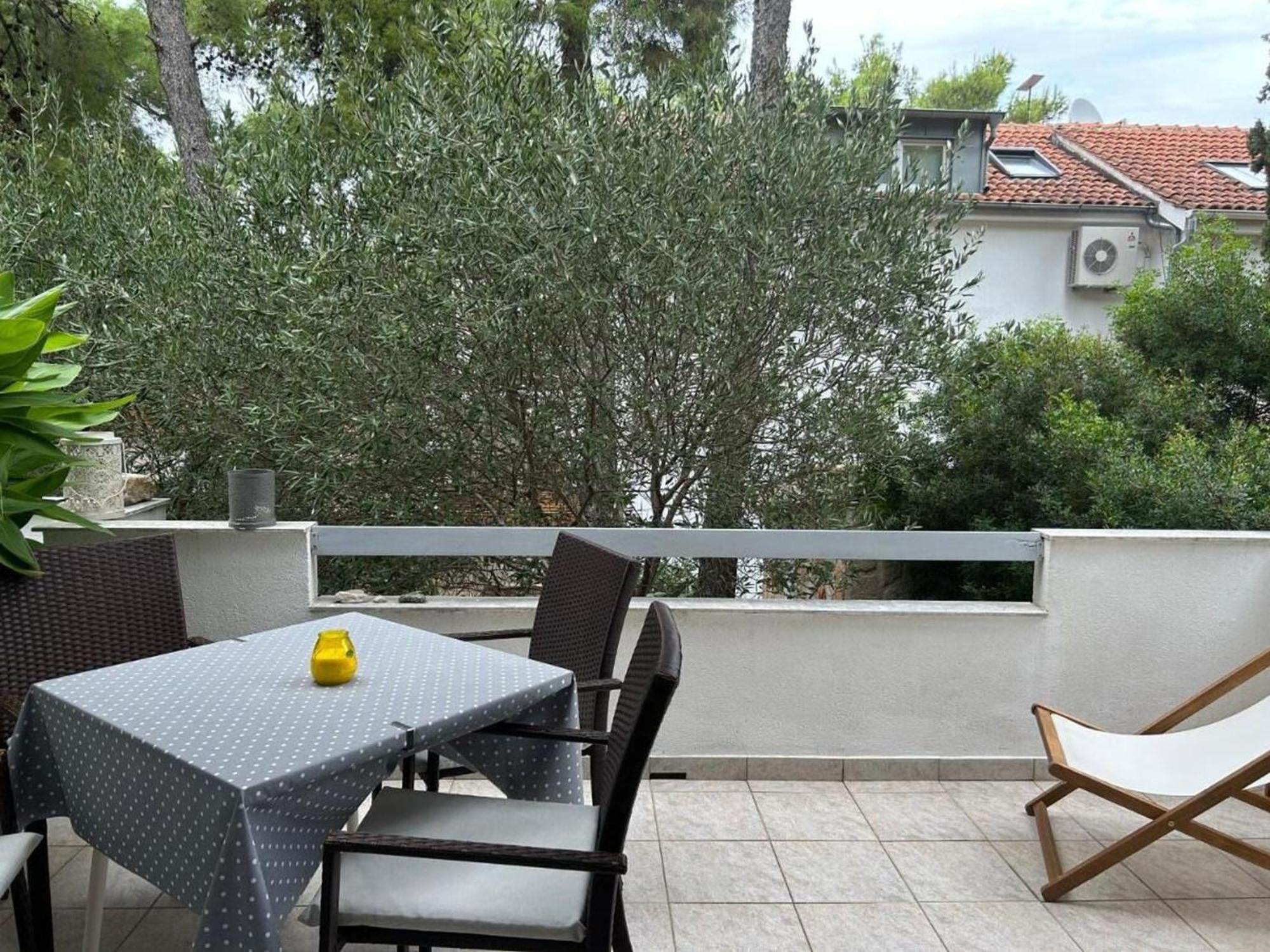 Apartments Matkov - Quite And Peaceful Location Jelsa  Dış mekan fotoğraf